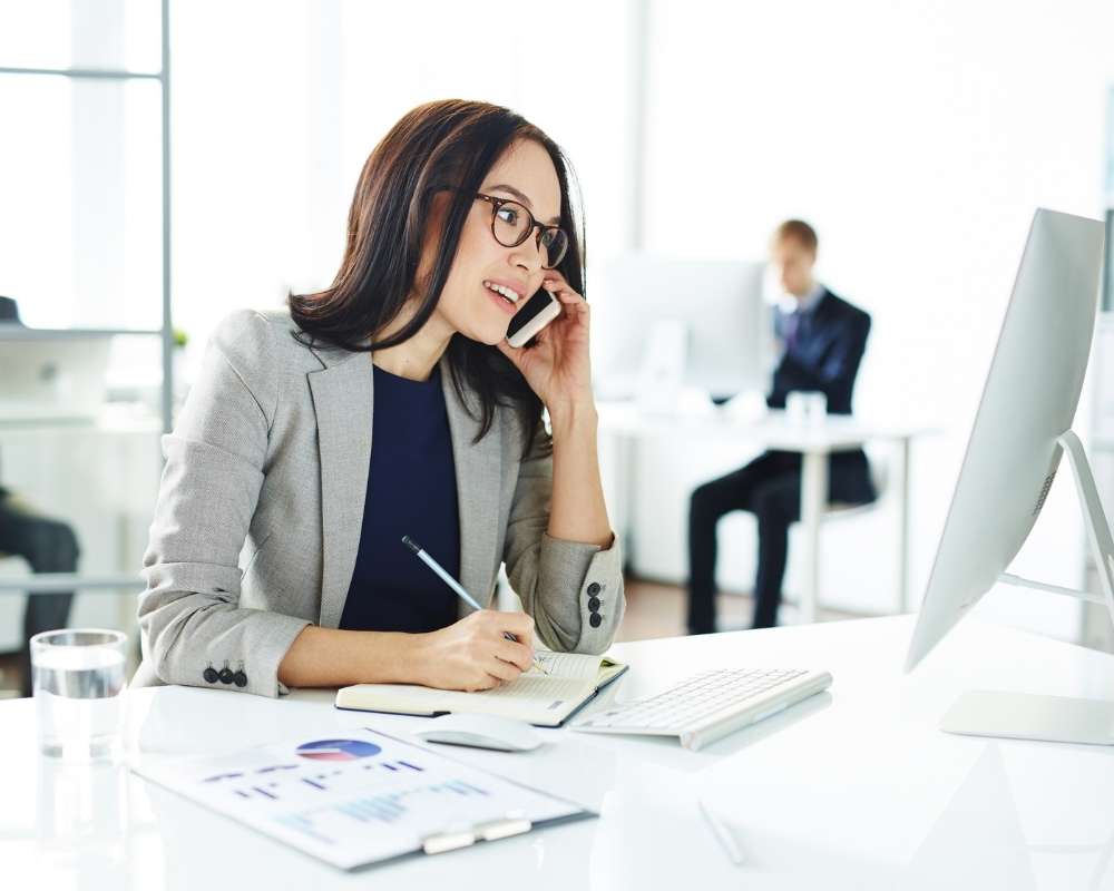 מזכירה במיקור חוץ: הדרך הבאה שלכם לניהול העסק